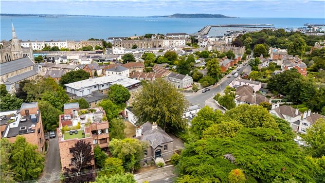 Photo 30 of 33 — 1 Richmond Hill, Monkstown, Co. Dublin