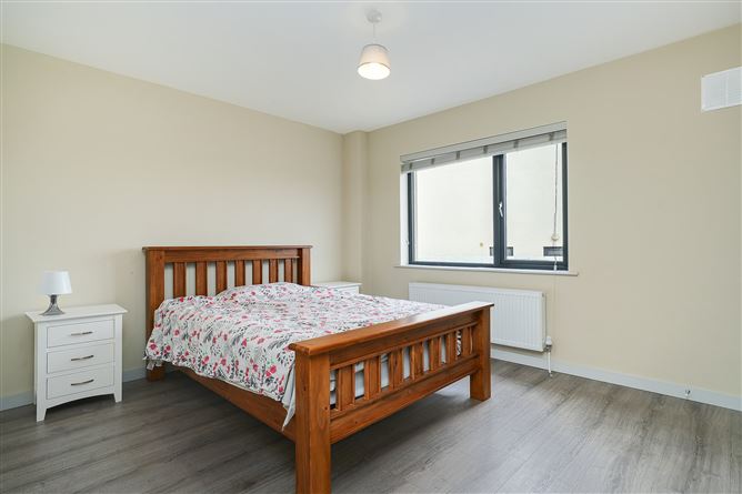 Photo 13 of 25 — 16 Domville Square, Cherrywood, Dublin 18