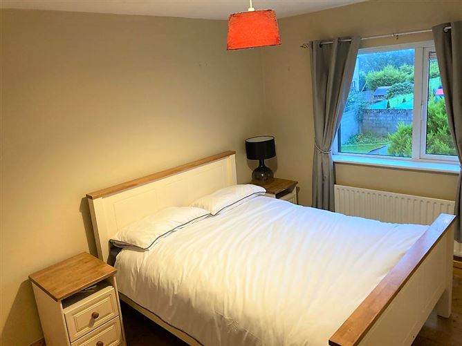 No. 46 Meadow Park, Westport Road, Castlebar, Mayo