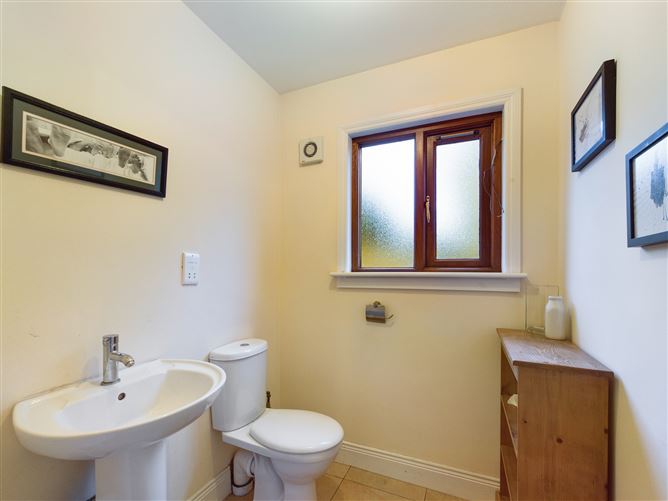 29 Caisleain Cuirt, Thurles, Co. Tipperary
