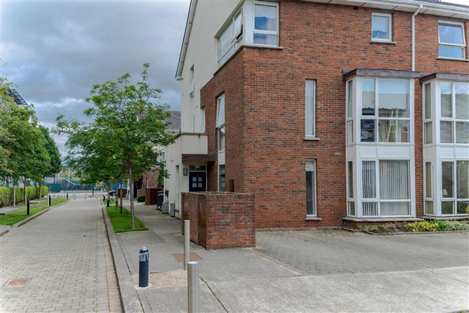 16 Levmoss Avenue, The Gallops, Leopardstown, Dublin