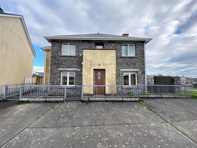 63 Fana Burca, Western Distributor Road, Knocknacarra, Co. Galway