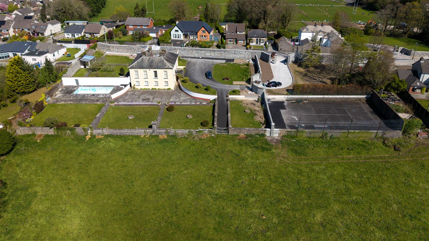 ‘Rosneath House’ Mill Road, Corbally, Limerick