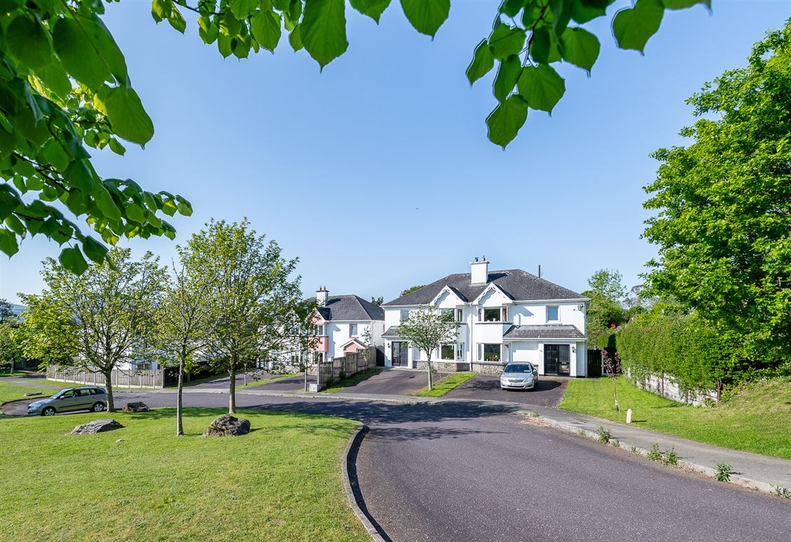45 Sunny Hill, Kenmare, Co.Kerry 45 Sunny Hill, Kenmare, Co.Kerry