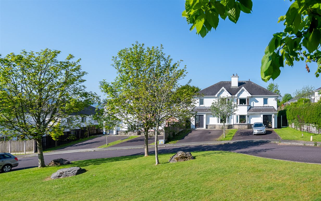 45 Sunny Hill, Kenmare, Co.Kerry 45 Sunny Hill, Kenmare, Co.Kerry