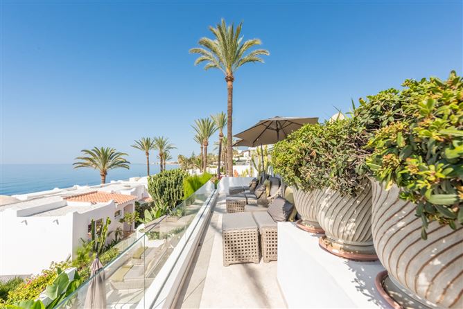 Spain, Marbella, Marbella Golden Mile - 740-00423P