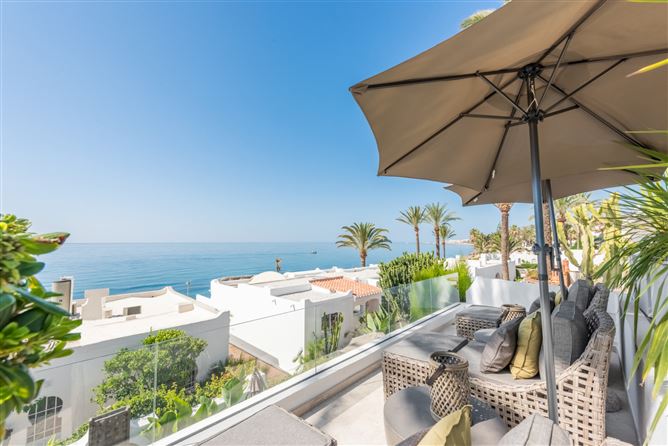Spain, Marbella, Marbella Golden Mile - 740-00423P
