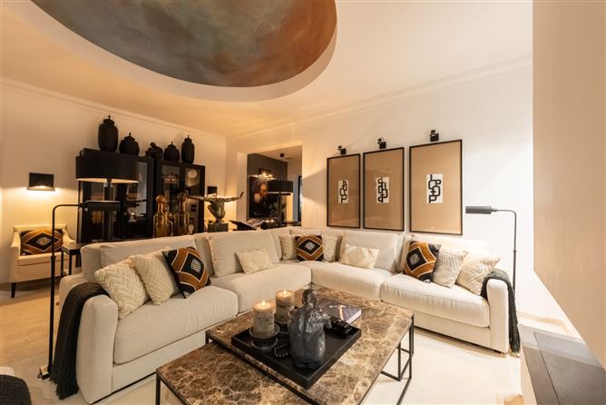 Spain, Marbella, Marbella Golden Mile - 740-00423P