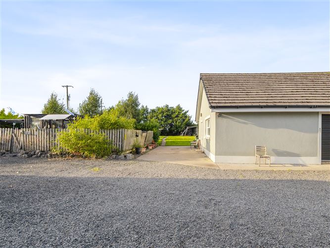 Derreens, Caragh, Kildare
