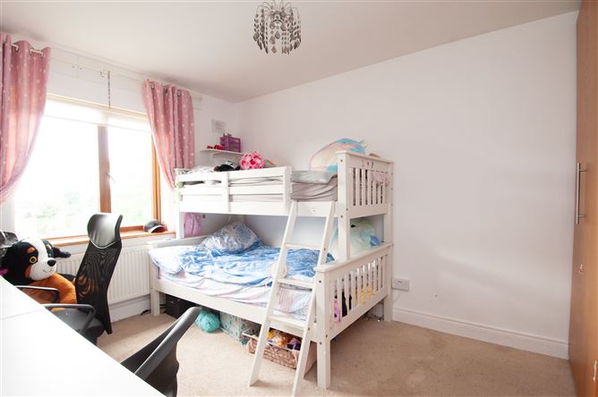 64 Cluain Caisleán, Ferns, Enniscorthy, Co. Wexford