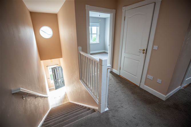 18 Cois Teampaill, Newcastle West, Co. Limerick