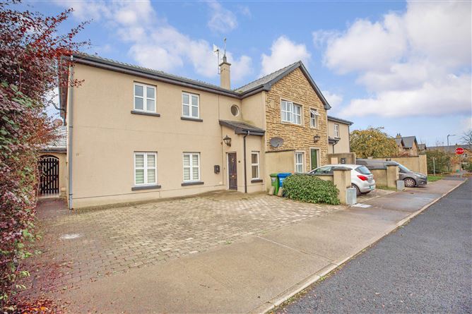 18 Cois Teampaill, Newcastle West, Co. Limerick