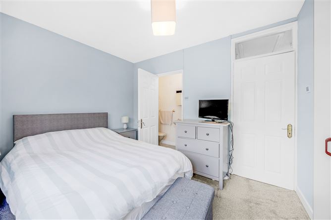 5 Grosvenor Court, Clontarf, Dublin 3