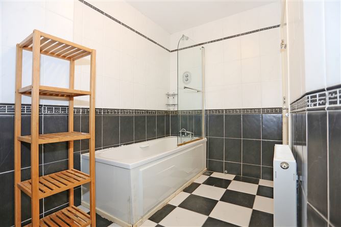 186 Bru na Sionna, Shannon, Co. Clare