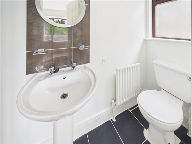 Photo 16 of 25 — 16 Fortbarrington Drive, Dun Brinn, Athy, County Kildare
