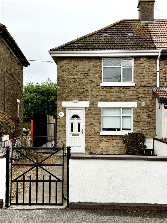 16 Michael Dooley Terrace, Athy, County Kildare