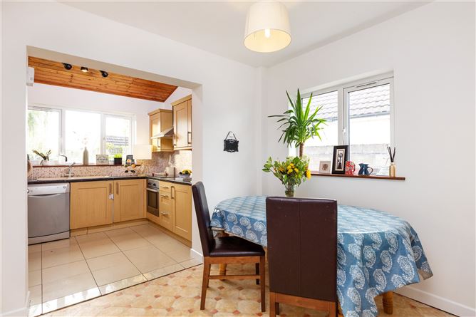 77 College Grove, Castleknock, Dublin 15