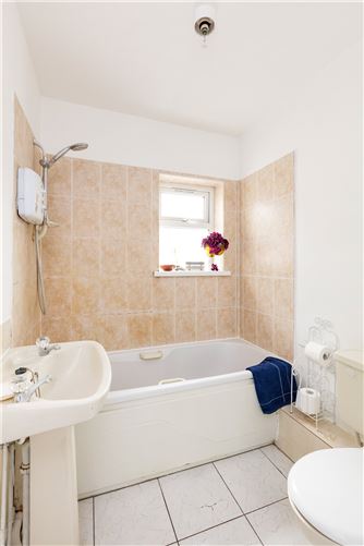 77 College Grove, Castleknock, Dublin 15