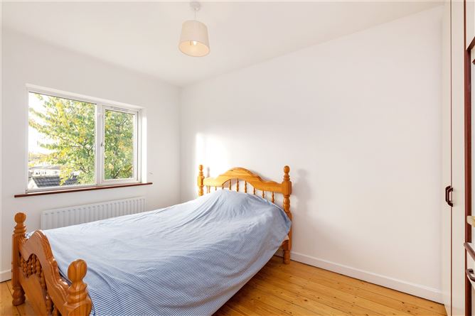 77 College Grove, Castleknock, Dublin 15