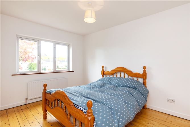 77 College Grove, Castleknock, Dublin 15