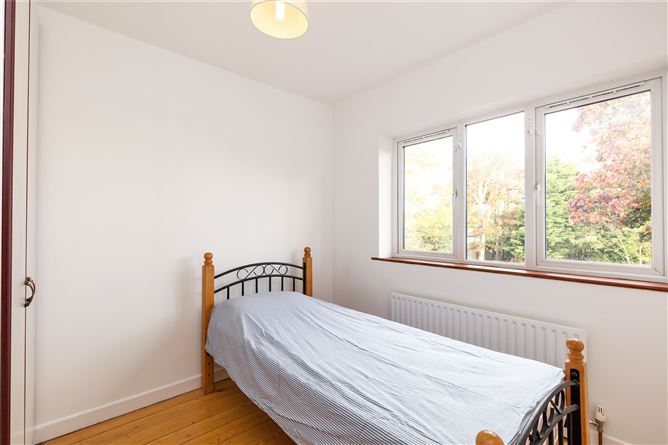 77 College Grove, Castleknock, Dublin 15