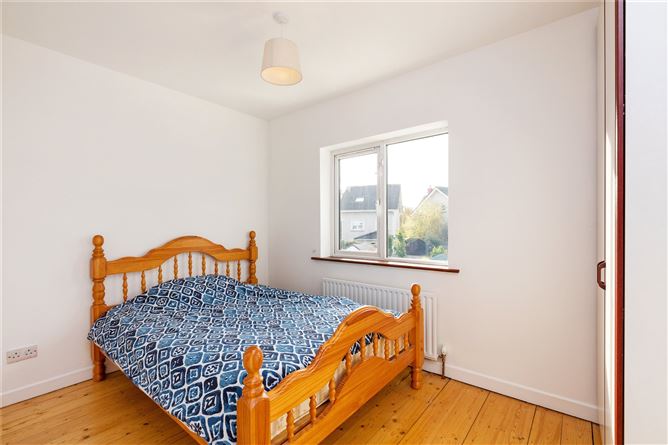 77 College Grove, Castleknock, Dublin 15