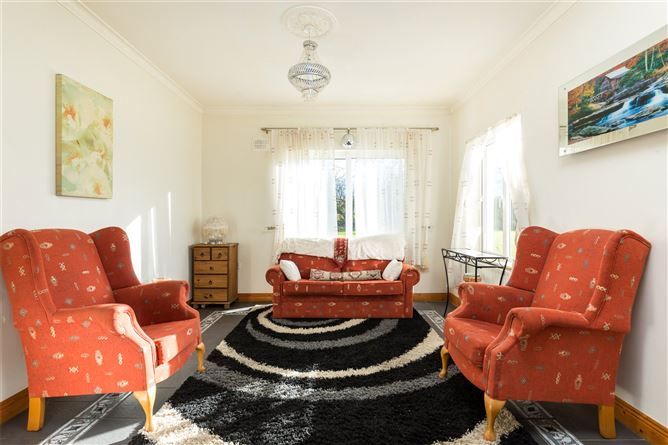 Quinnie Bay, The Old Bog Road, Martingale, Oilgate, Enniscorthy, Co. Wexfo
