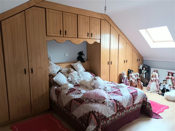 Skeheenarinky, Burncourt, Tipperary