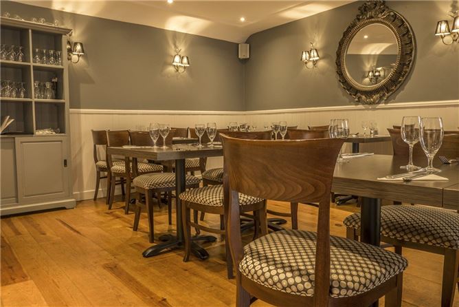 Sea Horse, 3 Strand Street, Tramore, Co. Waterford