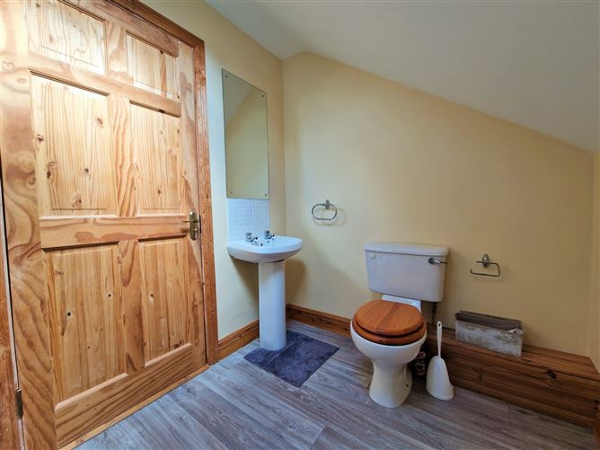15 Fraun Hill, Swinford, Co. Mayo