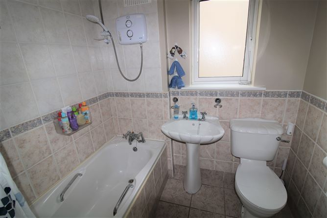 122 Hansfield, Clonee,   Dublin 15
