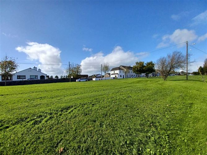 3 St. Josephs Park, Tullinadaly Hill, Tuam, Co. Galway