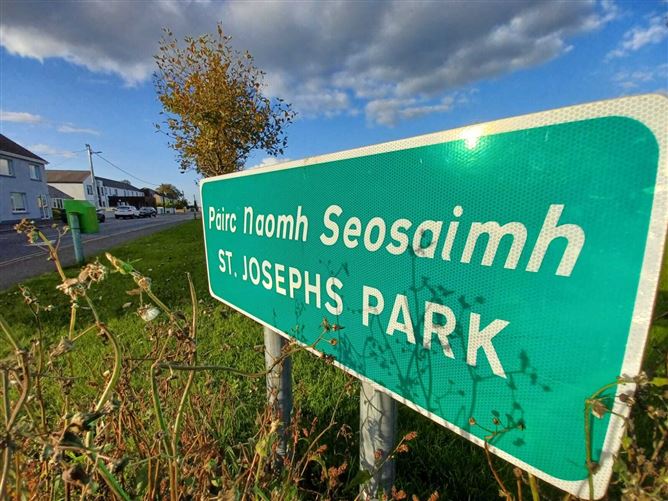 3 St. Josephs Park, Tullinadaly Hill, Tuam, Co. Galway