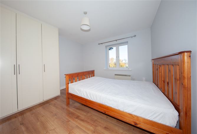 10 Hayworth Court, Ongar, Dublin 15