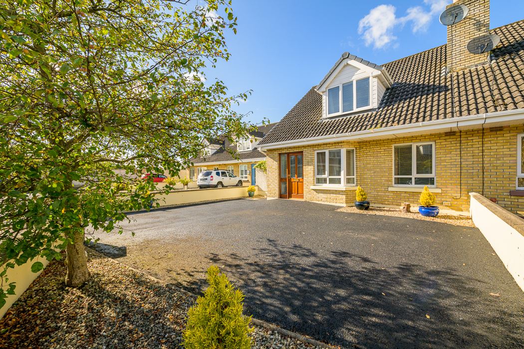 18 The Lawn, Earlsmeadow, Ballivor, Meath