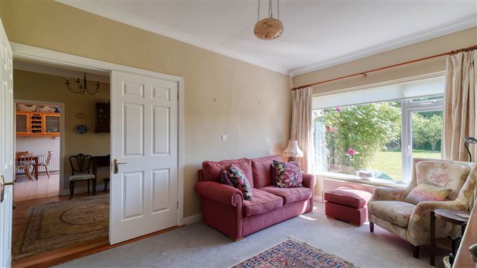 "Roslevin", Ballinakill Road, Abbeyleix, Co. Laois