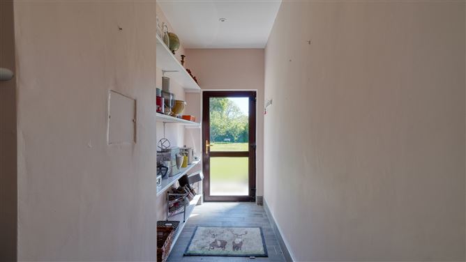 "Roslevin", Ballinakill Road, Abbeyleix, Co. Laois