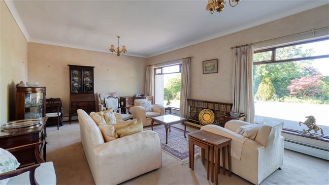 "Roslevin", Ballinakill Road, Abbeyleix, Co. Laois