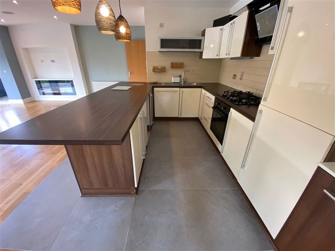 Paddocks Walk, Adamstown, Lucan, Co. Dublin