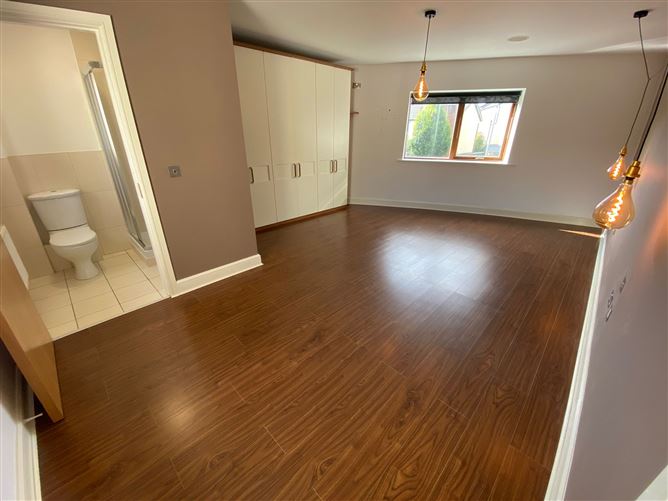 Paddocks Walk, Adamstown, Lucan, Co. Dublin