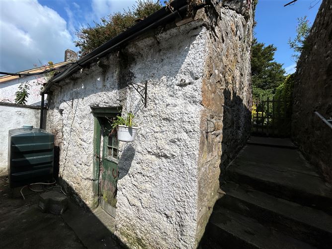 St Luas, New Street, Killaloe, Clare