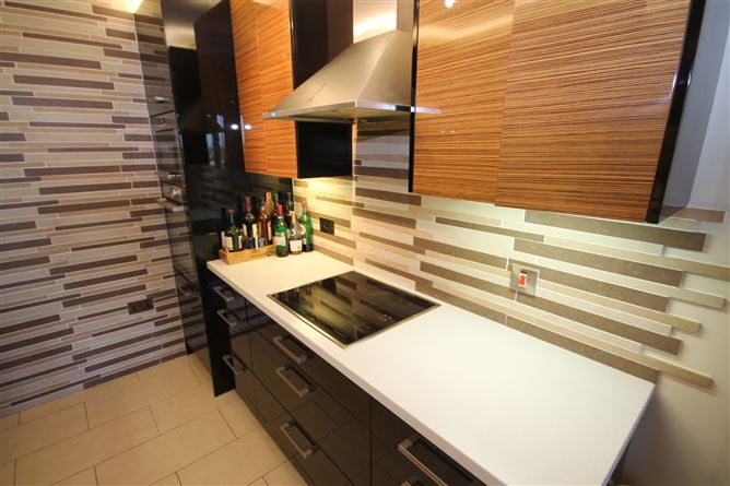 69 The Crescent Building, Parkwest West Pointe, Park West, D12