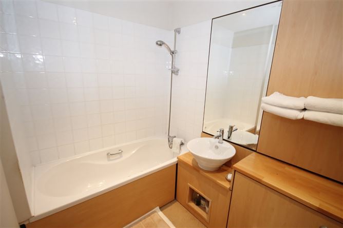 69 The Crescent Building, Parkwest West Pointe, Park West, D12