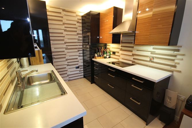 69 The Crescent Building, Parkwest West Pointe, Park West, D12