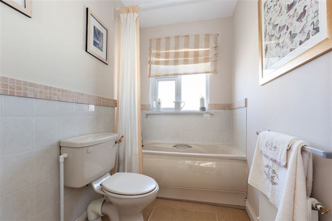24 Lissadel Crescent, Malahide,   County Dublin