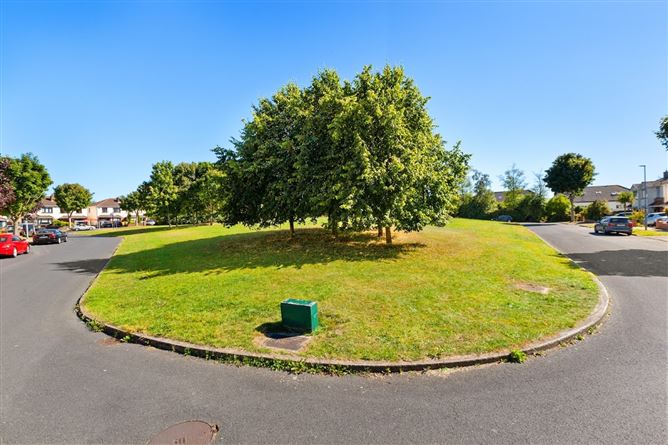 24 Lissadel Crescent, Malahide,   County Dublin