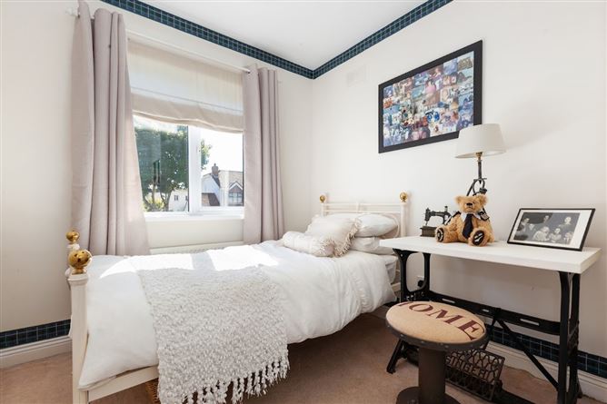 24 Lissadel Crescent, Malahide,   County Dublin