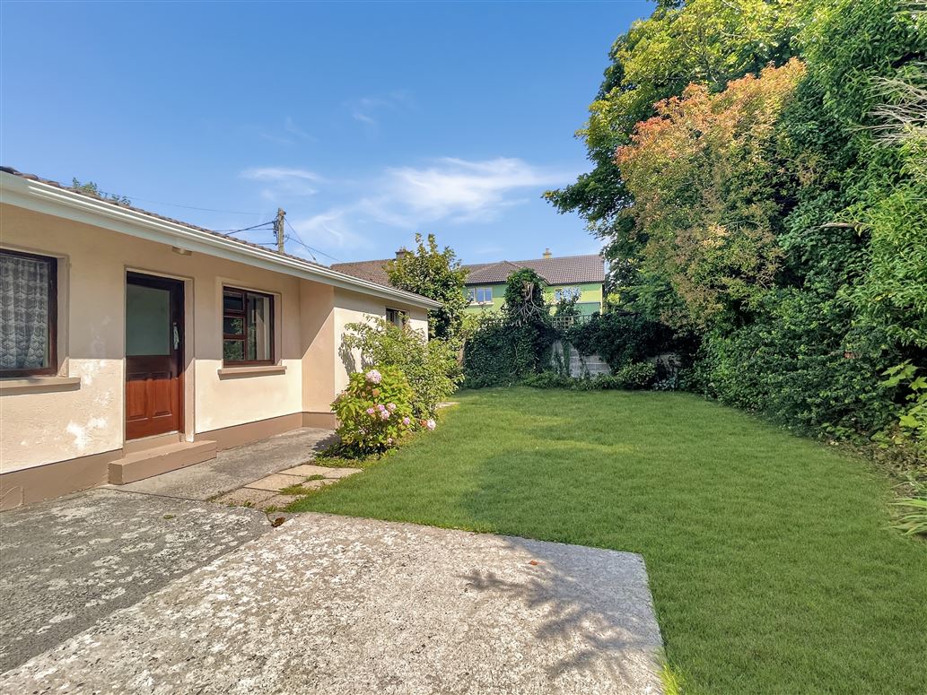 18 Glenina Heights, Dublin Road, Galway