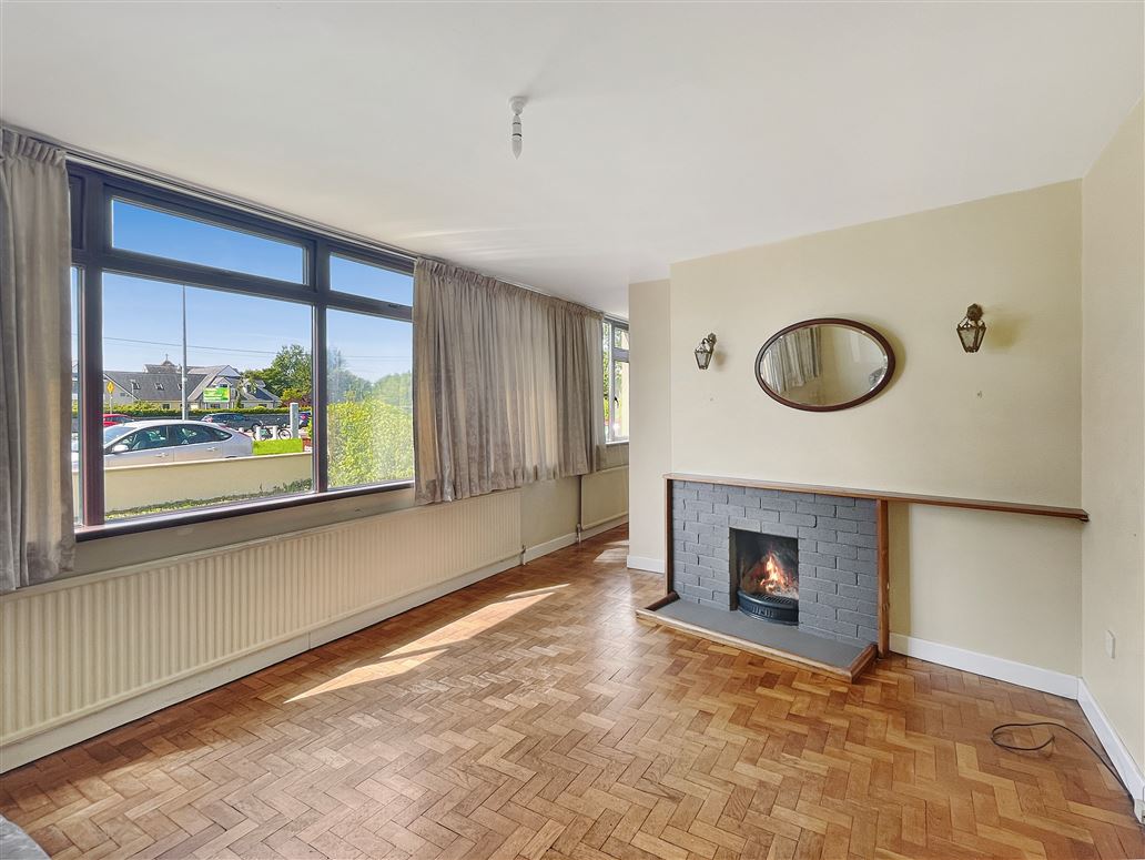18 Glenina Heights, Dublin Road, Galway