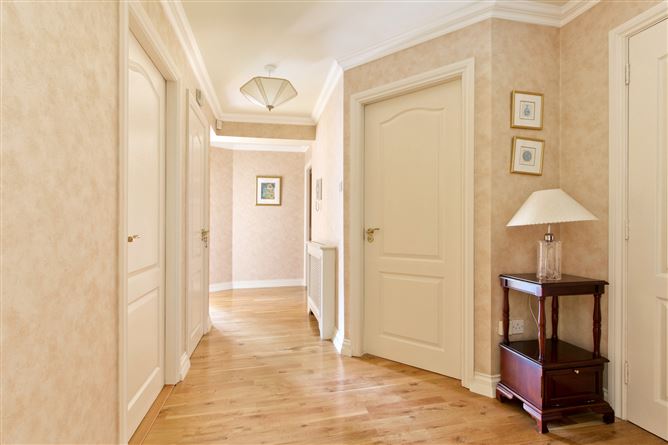 97 Ballsbridge Wood, Shelbourne Road, Ballsbridge, Dublin 4